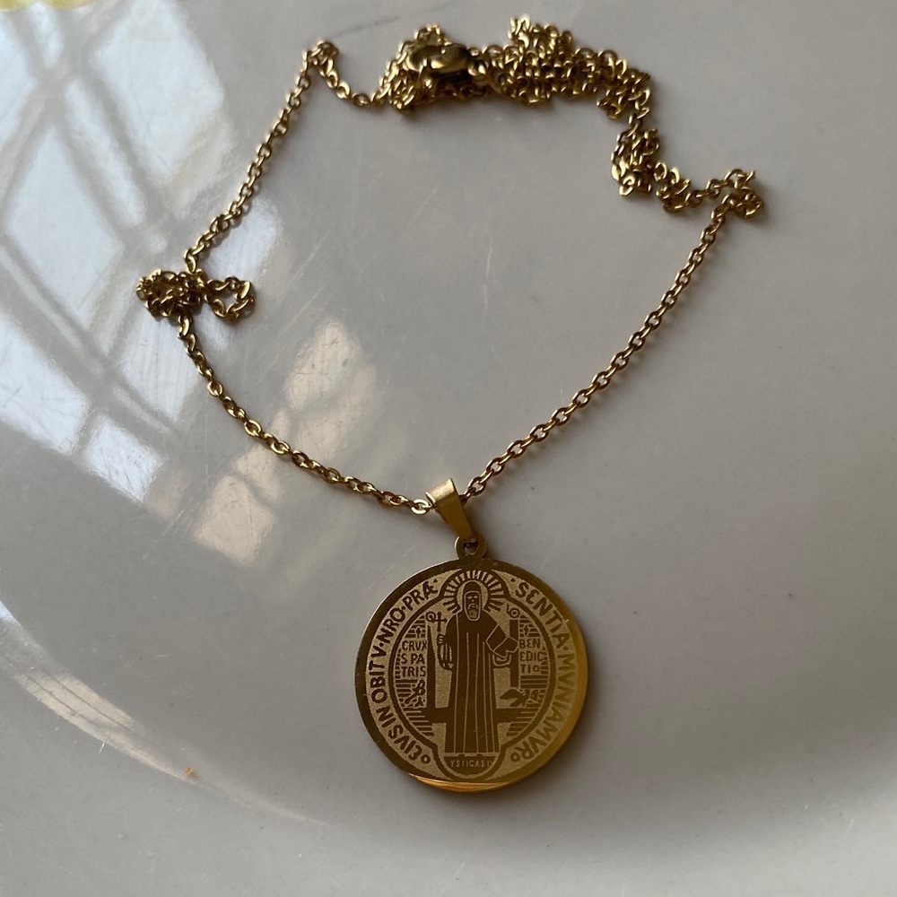 St Benedict medal necklace gold stainless steel good for men and women new